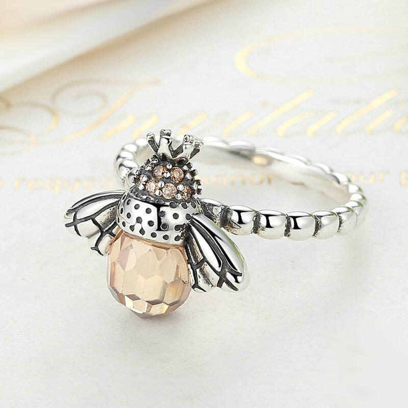 Lovely Orange Queen Bee Ring - Image 5
